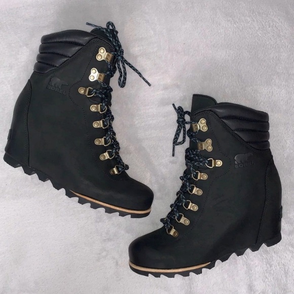 sorel conquest waterproof leather wedge boot